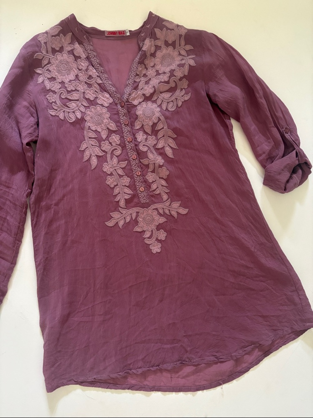 Johnny Was Mauve Embroidered V-Neck Tunic size Small